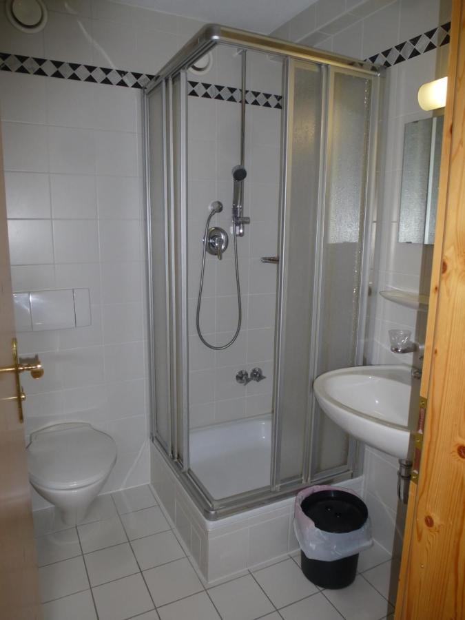 Seminarhaus Grainau Hostel Bagian luar foto